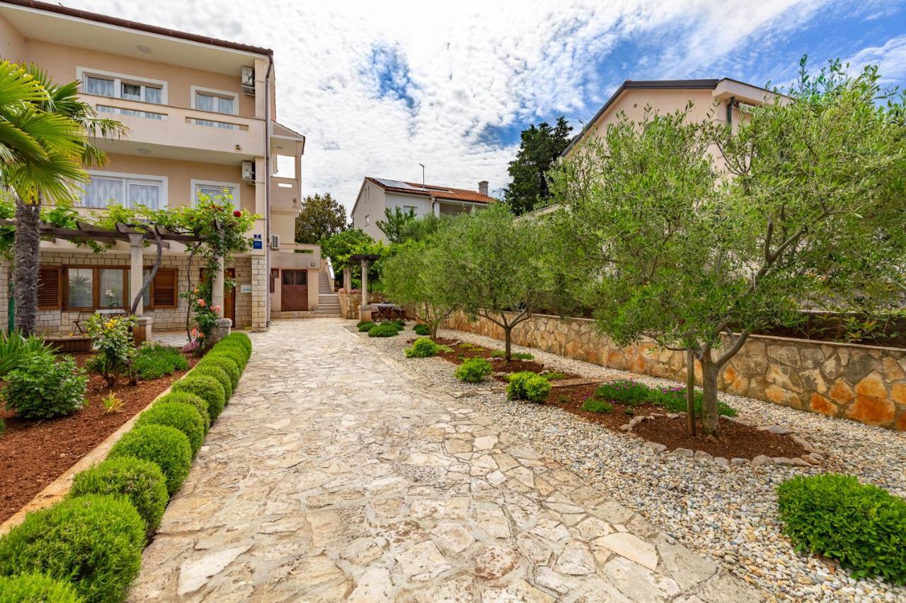 Apartments Come&Stay Punat Exterior foto