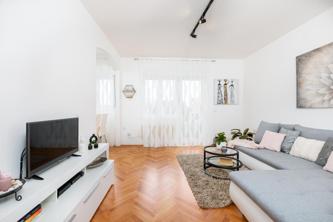 Apartments Come&Stay Punat Exterior foto