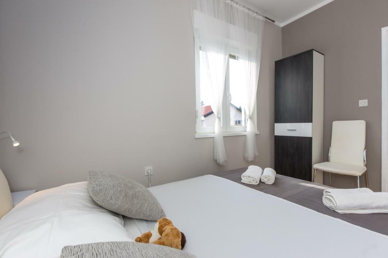 Apartments Come&Stay Punat Exterior foto