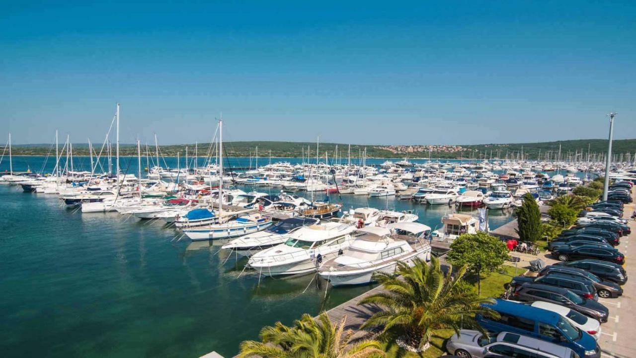 Apartments Come&Stay Punat Exterior foto